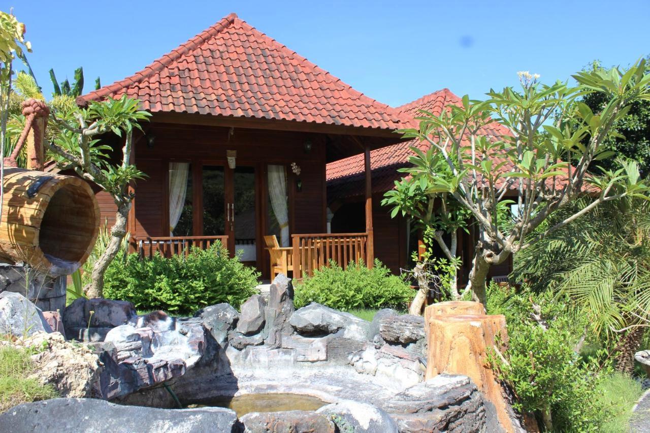 Bamboo Bungalow Jungle View Batununggul Kültér fotó